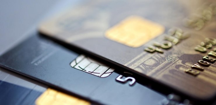 Cartão pré-pago: uma solução para economizar no IOF